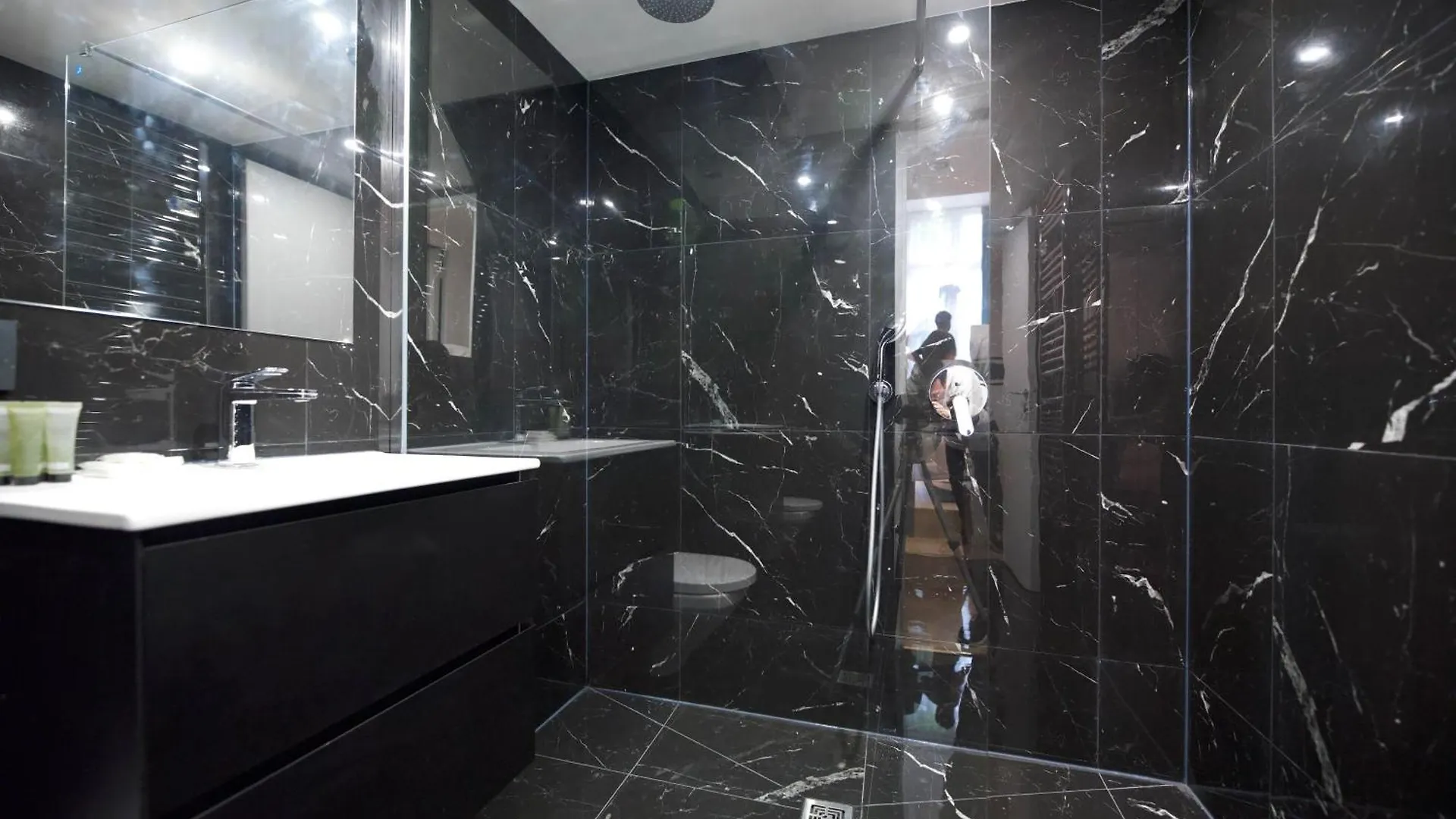 Cia - Vosges Gem Apartment Paris France